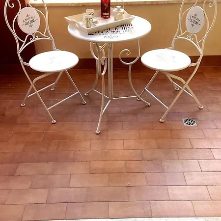 Rebecca's House Apartman